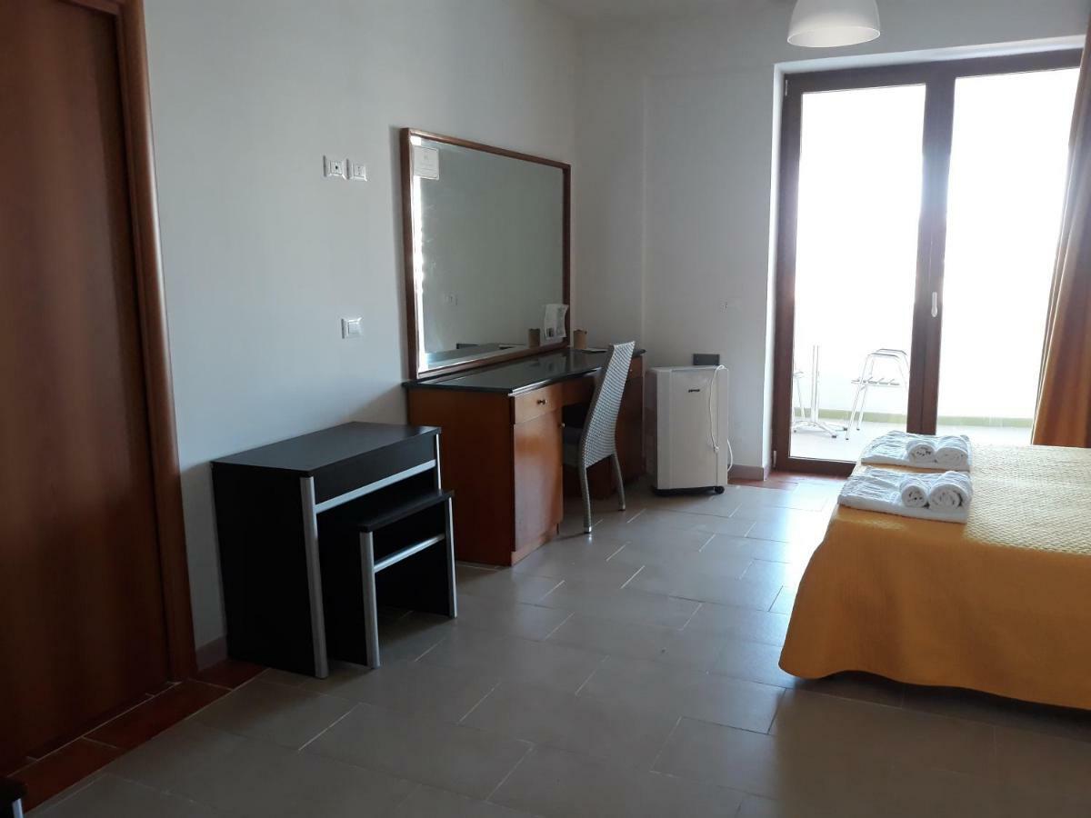B&B Palazzo Manfredi Vieste, Fronte Mare Con Parcheggio 외부 사진